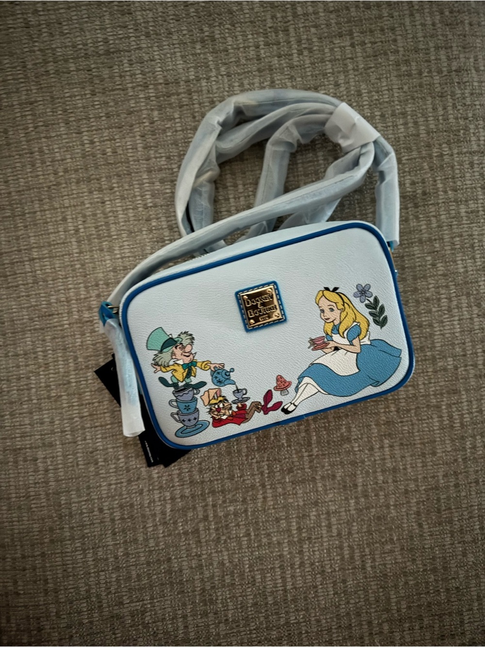Disney Alice In Wonderland Dooney & Bourke Crossbody Bag, NWT